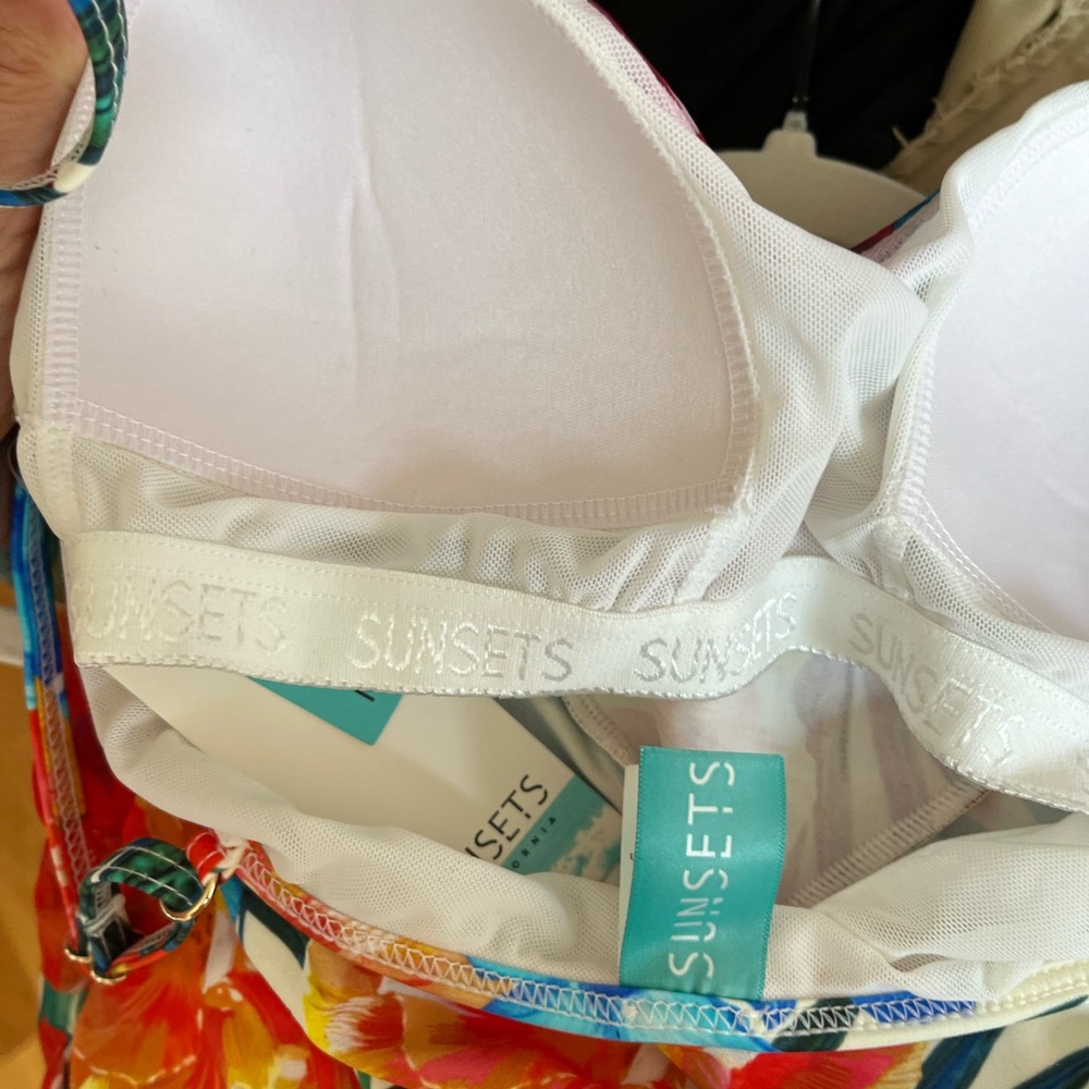 Sunsets Fiji Flora Ava Tiered Tankini Top NWT - Picture 5 of 7